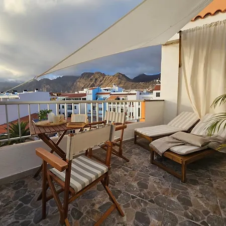 Sunset Oasis Of Gigantes * Puerto de Santiago (Tenerife)